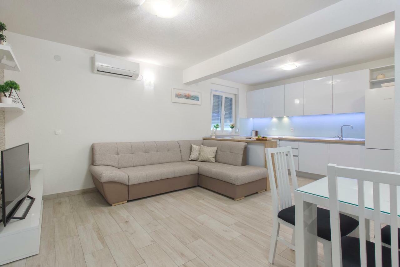 Apartman Paradise *